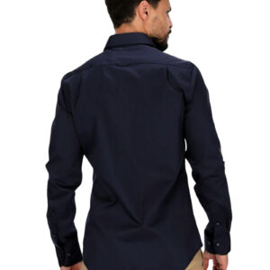 חולצה מכופתרת Gant לגברים גזרת Slim Fit (Sateen)