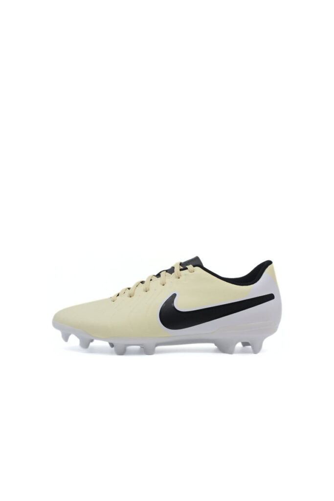 נעלי כדורגל Nike לגברים דגם Tiempo Legend 10 Club